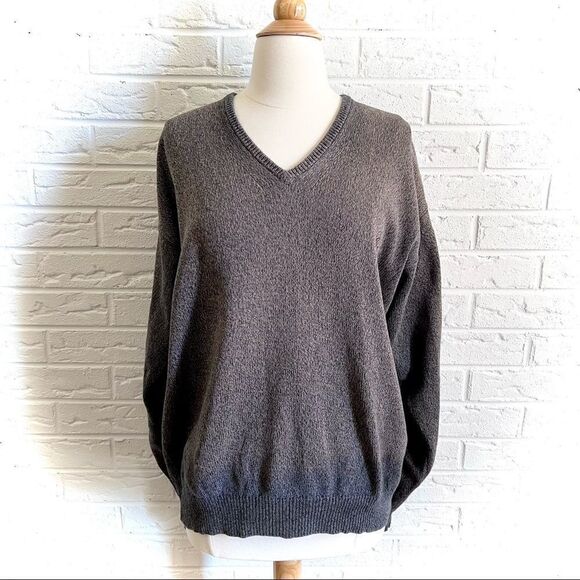 🚨4/$25 VINTAGE Gant Hand Framed Sweater V Neck Pullover M - Picture 1 of 4